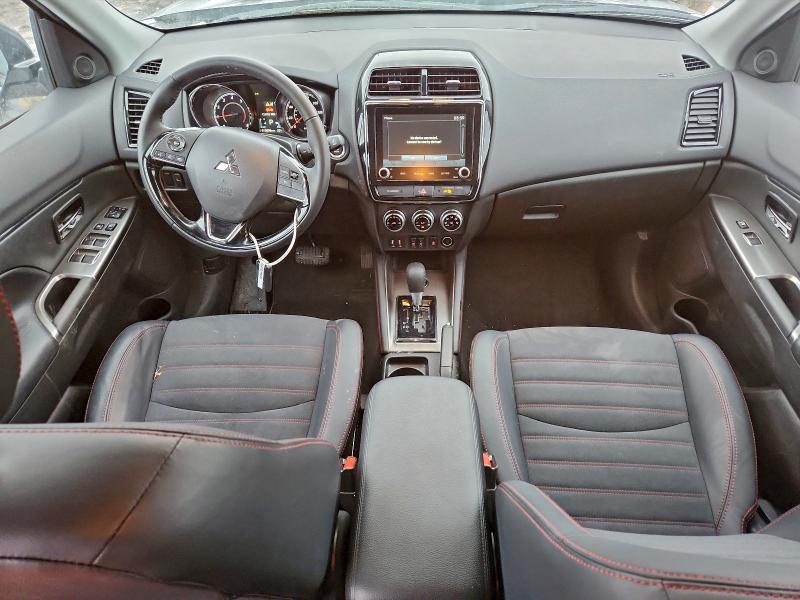 Фото 8 - MITSUBISHI OUTLANDER