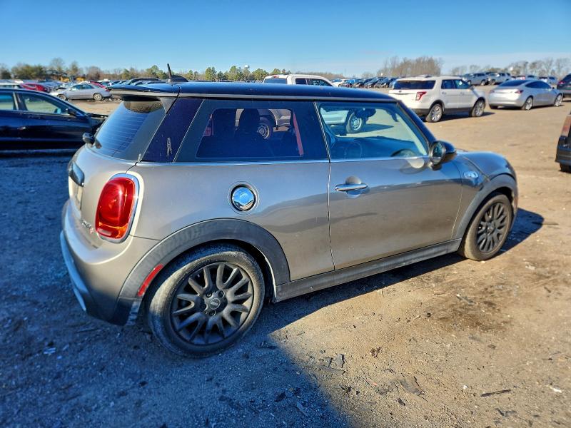 Фото 3 - MINI COOPER