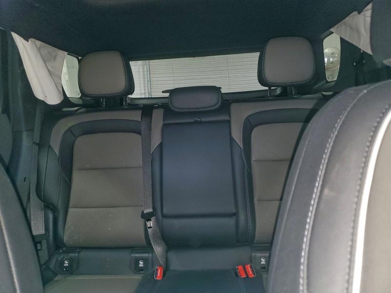 Фото 10 - CHEVROLET EQUINOX