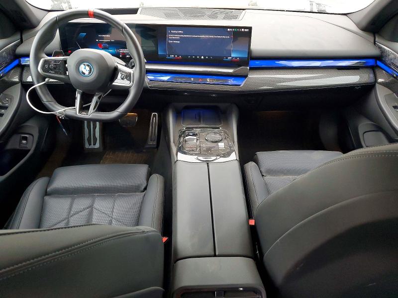 Фото 8 - BMW I5 M60