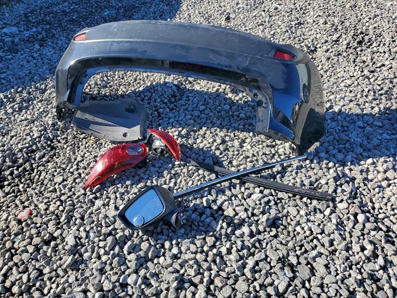 Фото 13 - MAZDA 3