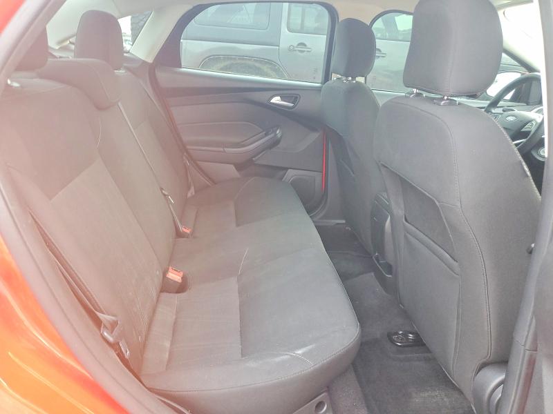 Фото 10 - FORD FOCUS