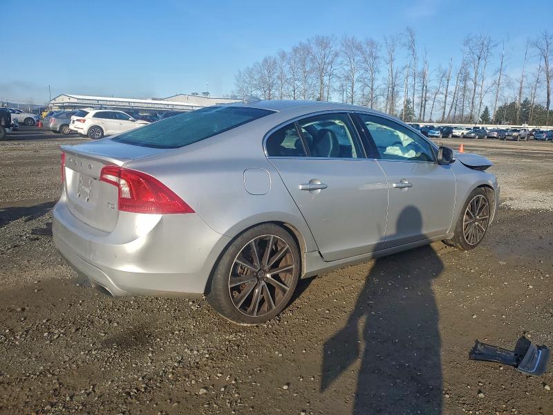 Фото 3 - VOLVO S60