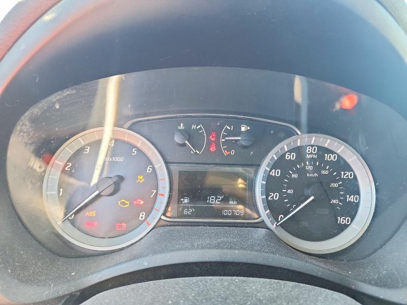 Фото 9 - NISSAN SENTRA