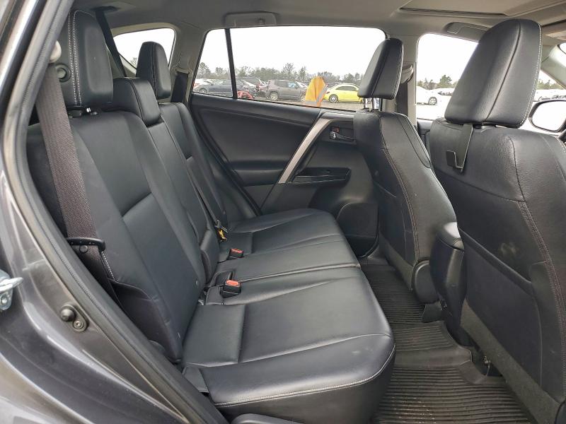 Фото 11 - TOYOTA RAV4