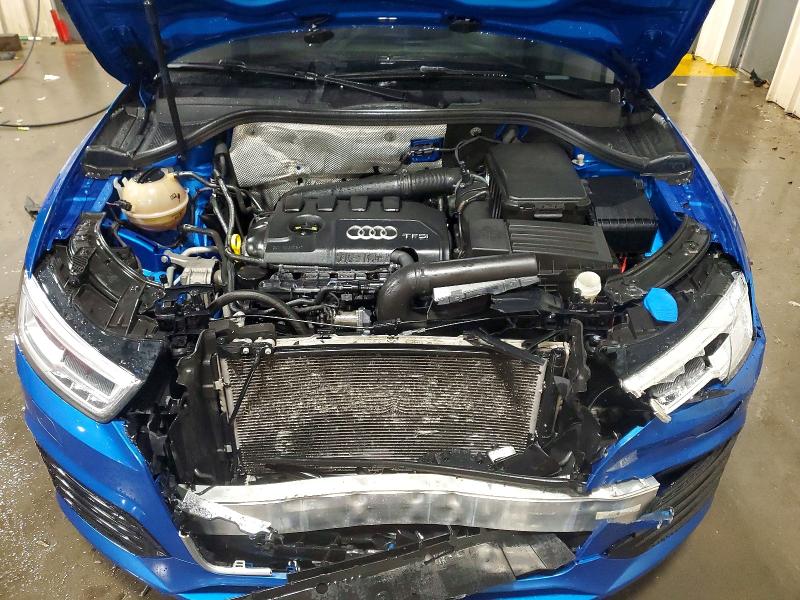 Фото 12 - AUDI Q3