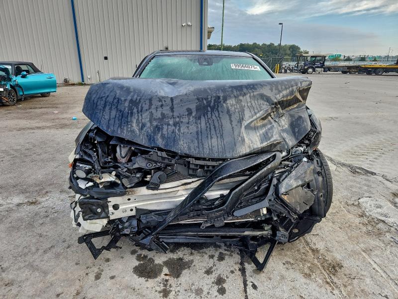 Фото 5 - TOYOTA CAMRY