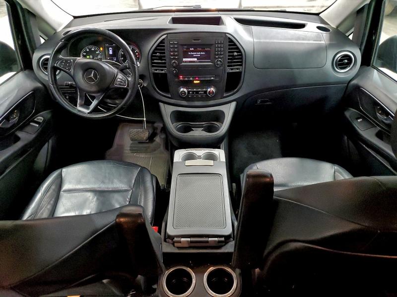 Фото 8 - MERCEDES-BENZ METRIS