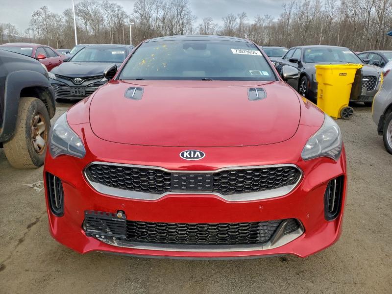 Фото 5 - KIA STINGER