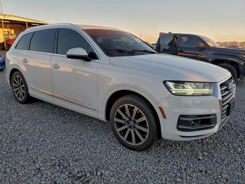 Фото 4 - AUDI Q7