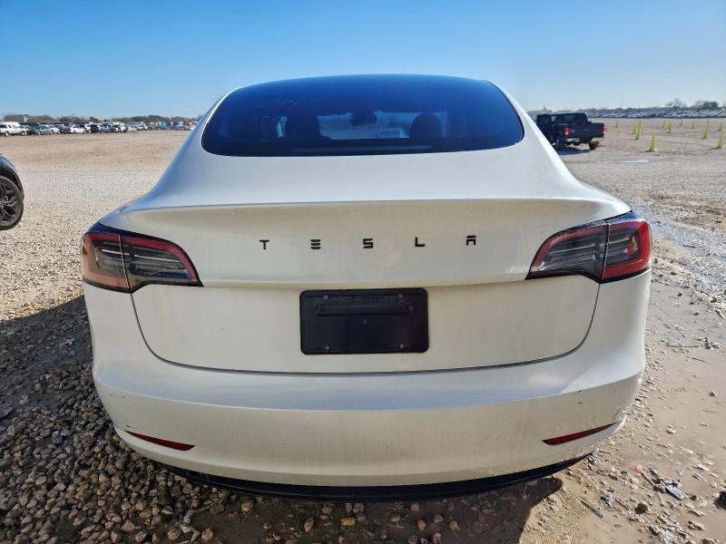 Фото 6 - TESLA MODEL 3