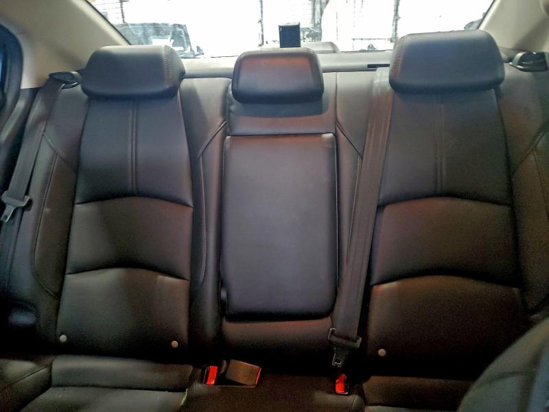 Фото 10 - MAZDA 3