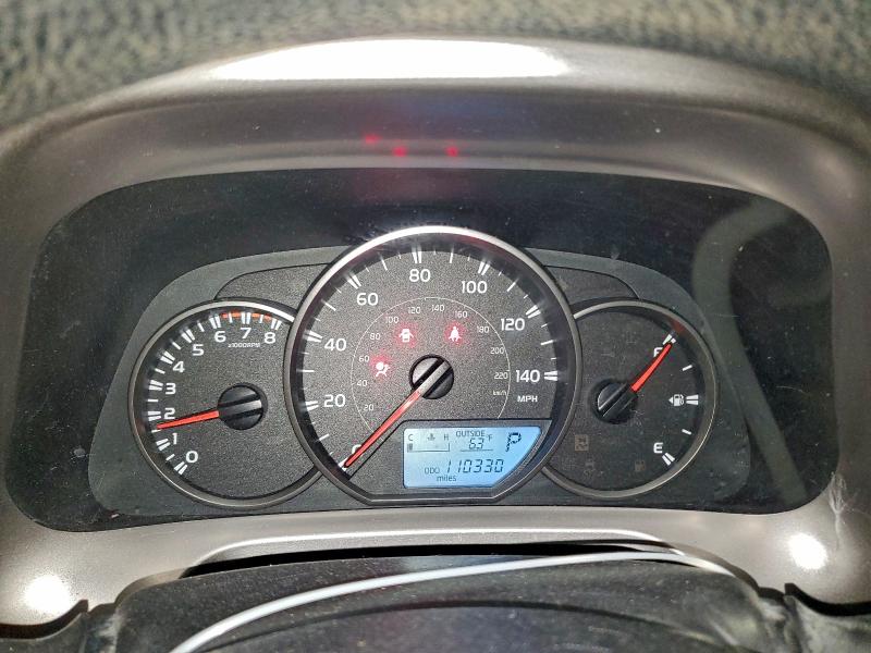 Фото 9 - TOYOTA RAV4