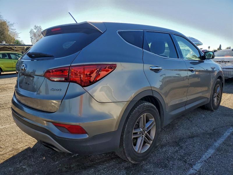 Фото 3 - HYUNDAI SANTA FE