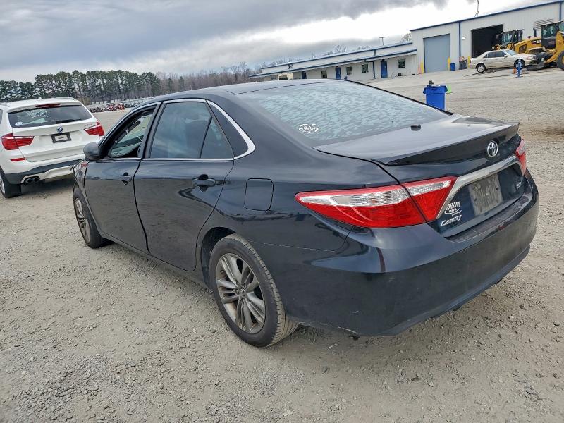 Фото 2 - TOYOTA CAMRY