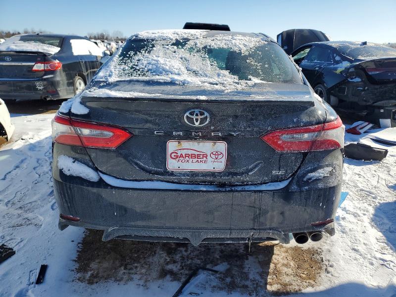 Фото 6 - TOYOTA CAMRY