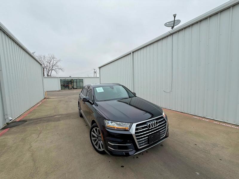 Фото 1 - AUDI Q7