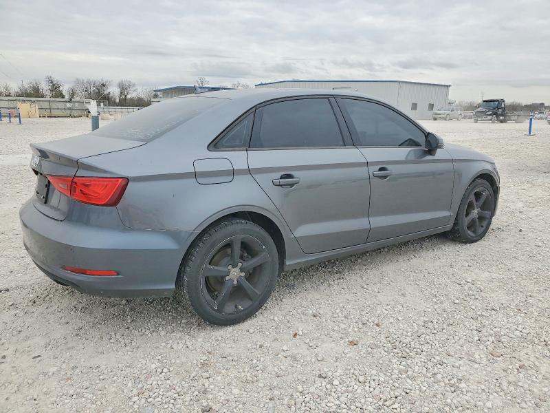 Фото 3 - AUDI A3