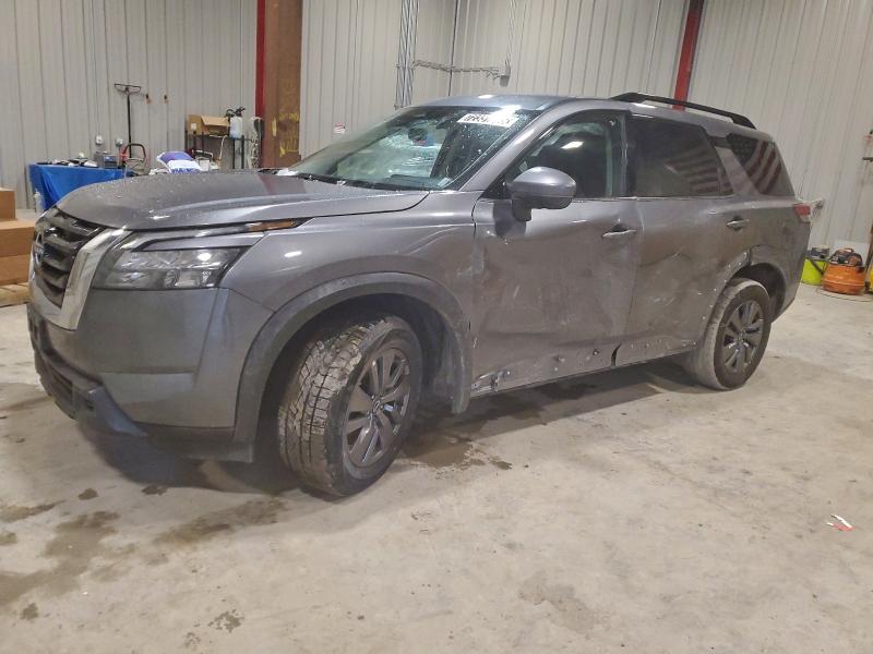 Фото 1 - NISSAN PATHFINDER