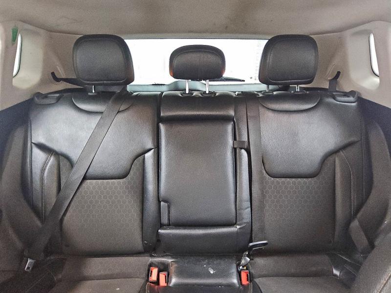 Фото 10 - JEEP COMPASS