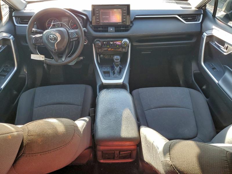 Фото 8 - TOYOTA RAV4