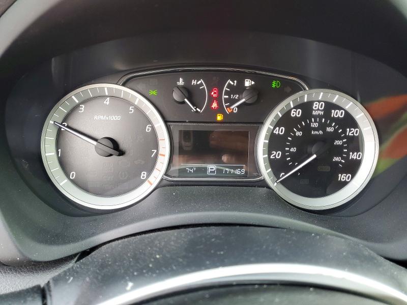 Фото 9 - NISSAN SENTRA