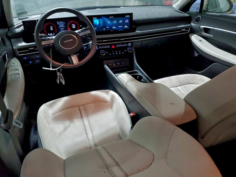 Фото 8 - HYUNDAI SONATA