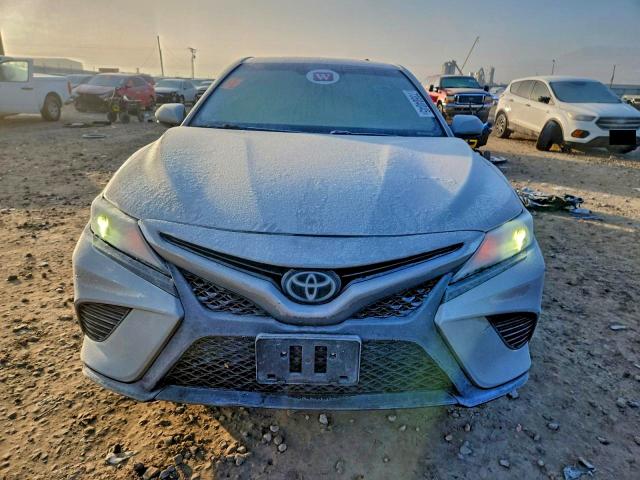Фото 5 - TOYOTA CAMRY