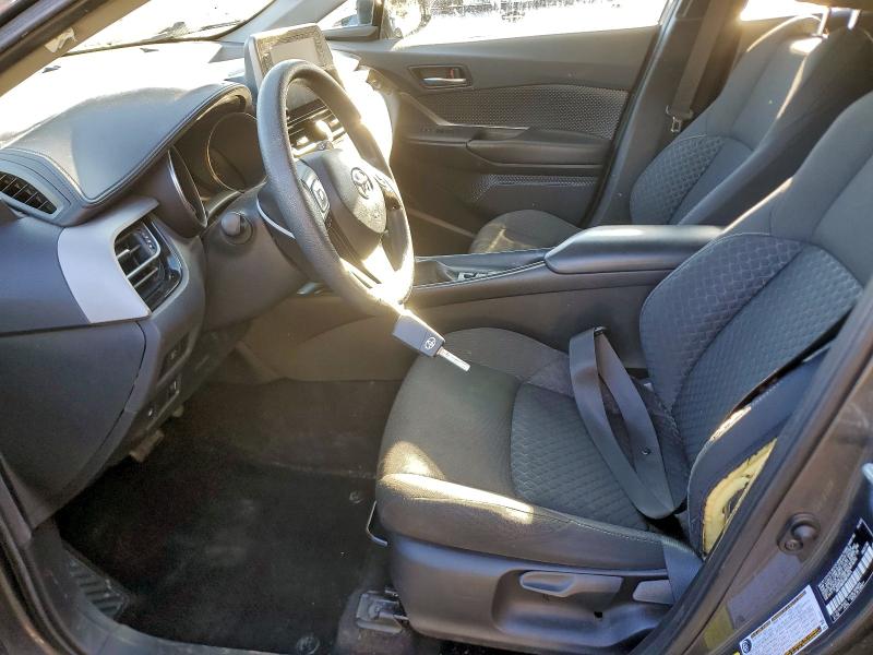 Фото 7 - TOYOTA C-HR