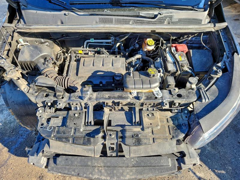 Фото 11 - CHEVROLET TRAX