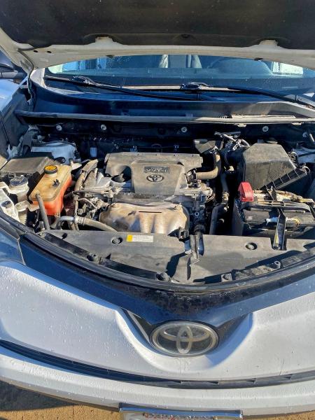 Фото 7 - TOYOTA RAV4