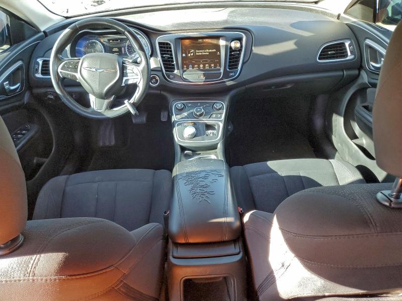 Фото 8 - CHRYSLER 200