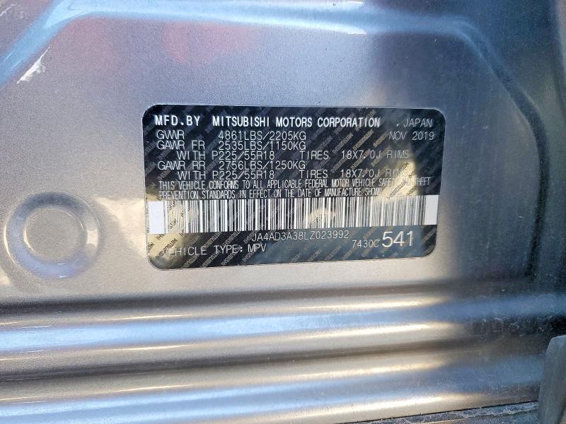 Фото 13 - MITSUBISHI OUTLANDER