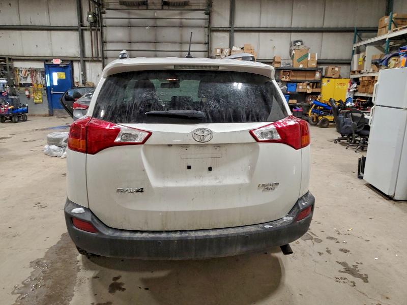 Фото 6 - TOYOTA RAV4