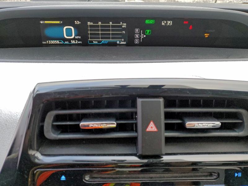 Фото 9 - TOYOTA PRIUS