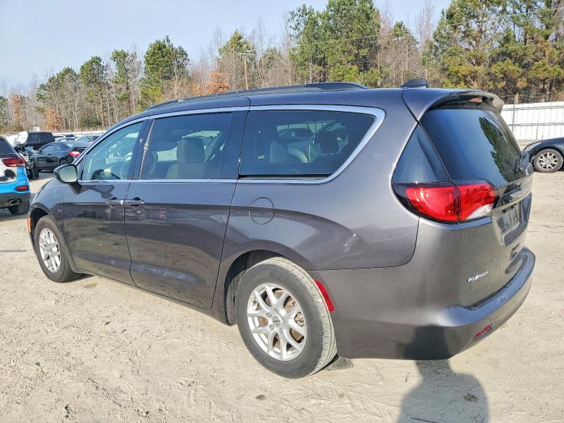 Фото 2 - CHRYSLER MINIVAN