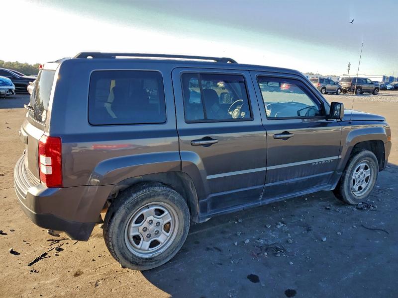 Фото 3 - JEEP PATRIOT