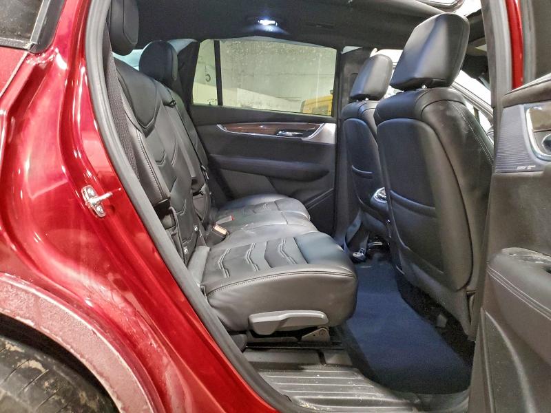 Фото 11 - CADILLAC XT6