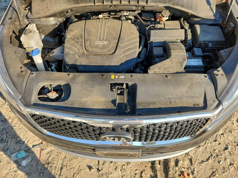 Фото 11 - KIA SORENTO