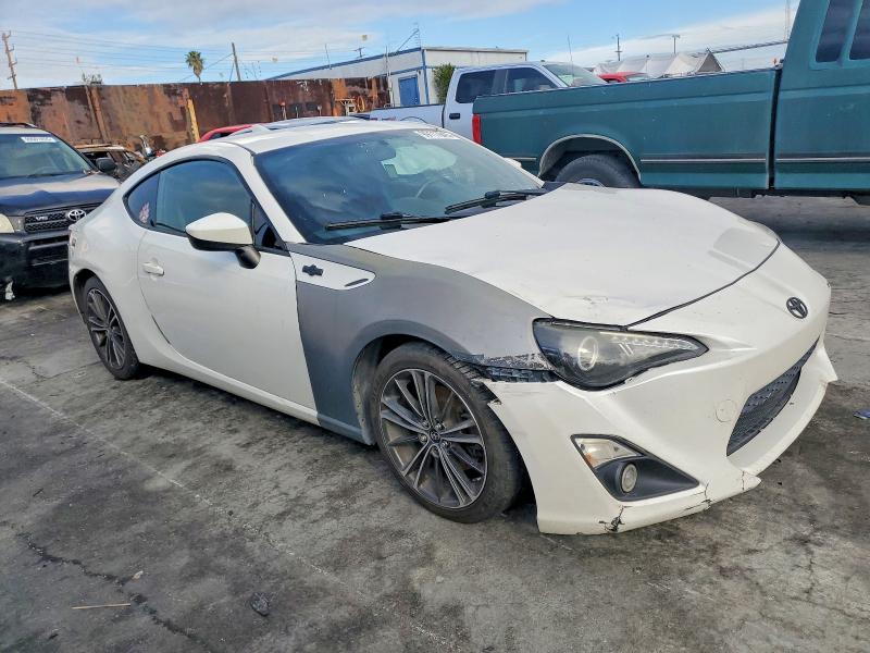 Фото 4 - TOYOTA SCION