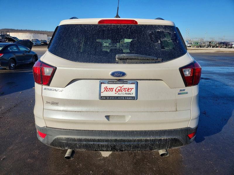 Фото 6 - FORD ESCAPE