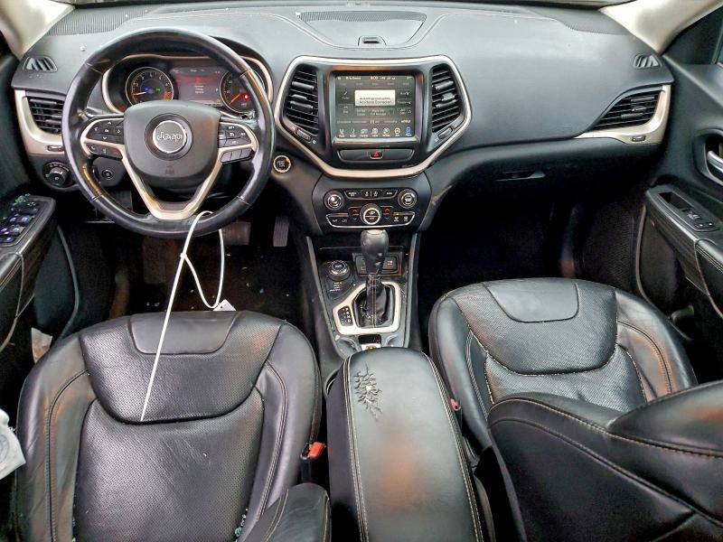 Фото 8 - JEEP GRAND CHER