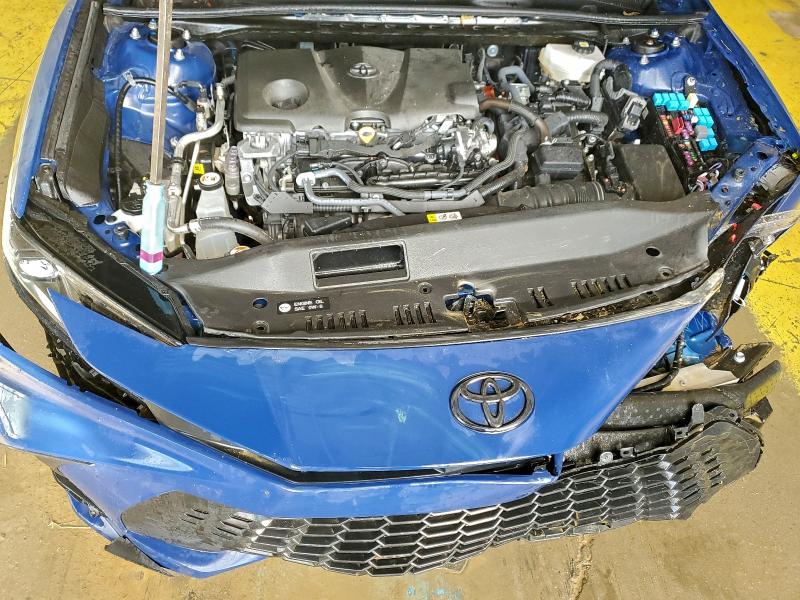 Фото 11 - TOYOTA CAMRY