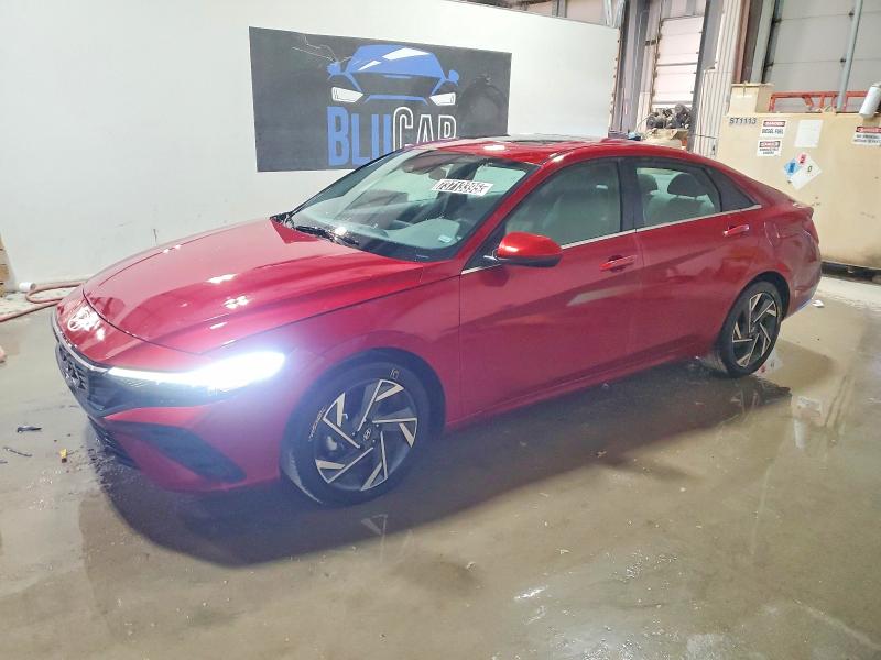 Фото 1 - HYUNDAI ELANTRA