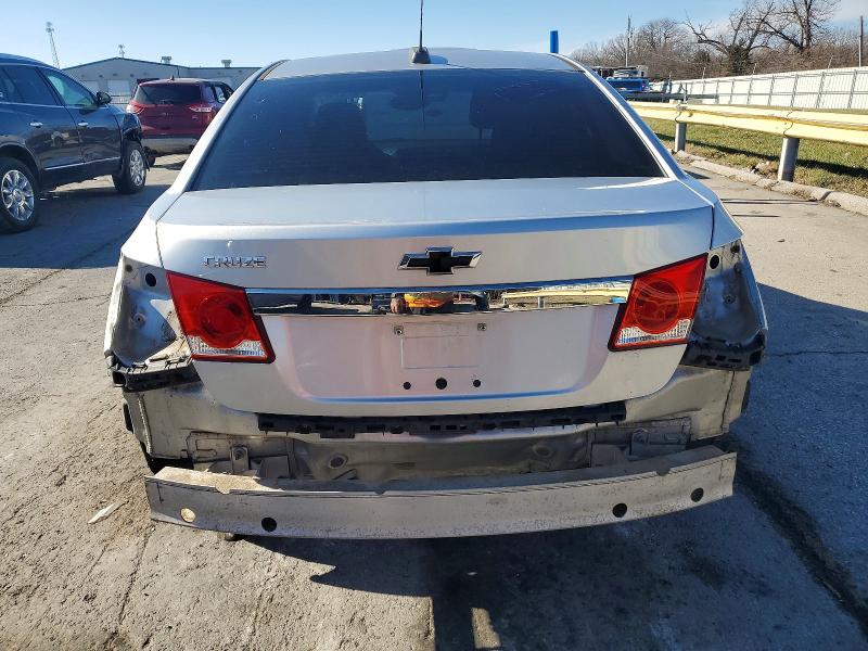 Фото 6 - CHEVROLET CRUZE