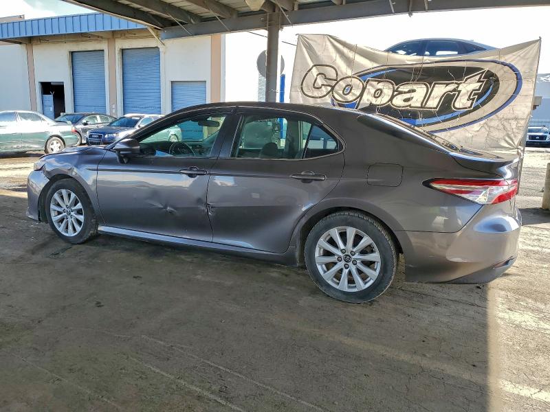 Фото 2 - TOYOTA CAMRY