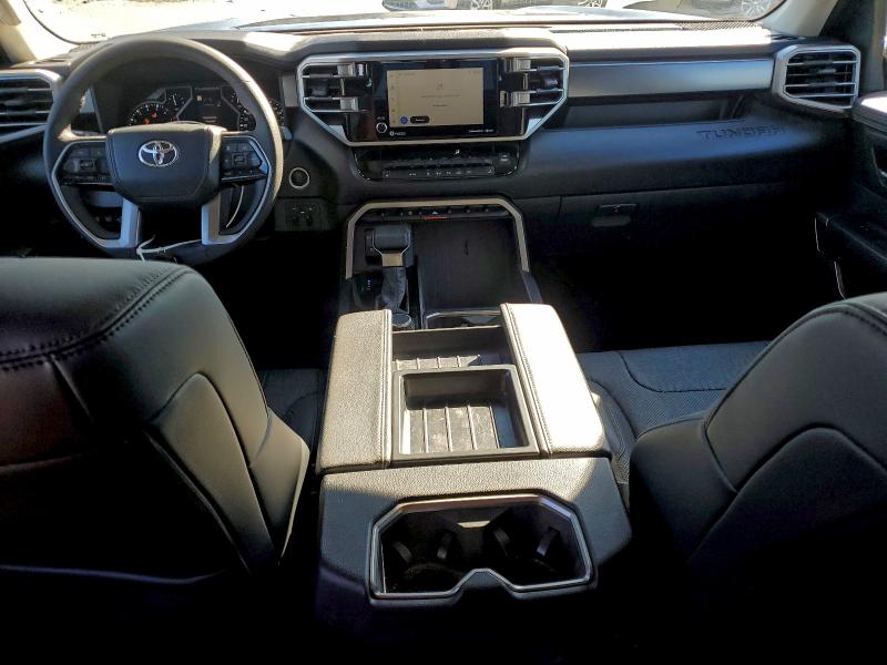 Фото 8 - TOYOTA TUNDRA