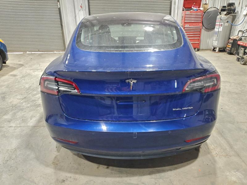 Фото 6 - TESLA MODEL 3