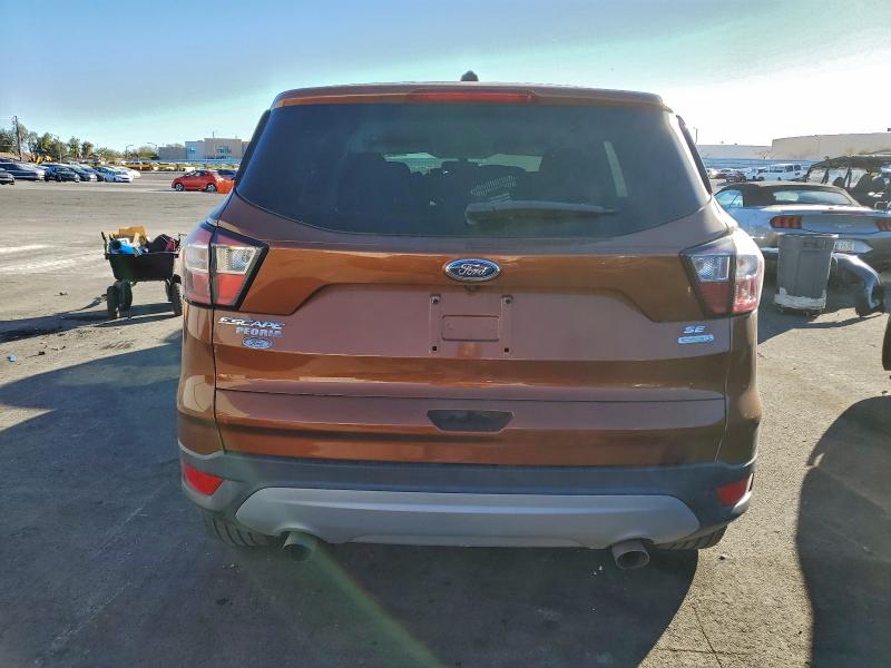 Фото 6 - FORD ESCAPE