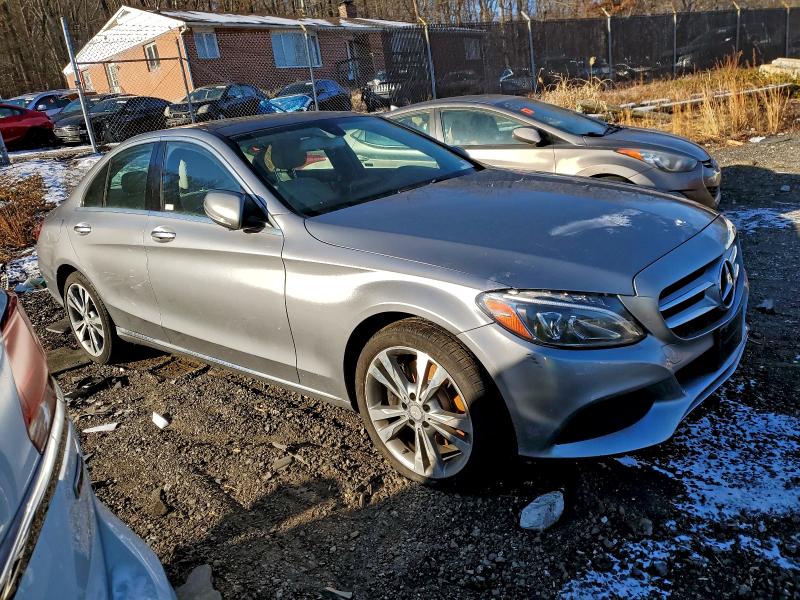 Фото 4 - MERCEDES-BENZ C-CLASS